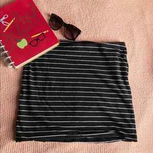 Black striped mini skirt